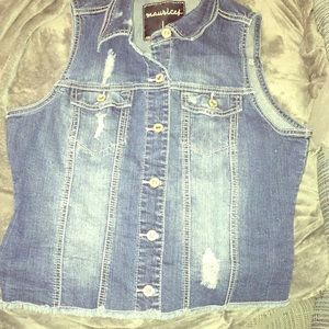 Jean Vest